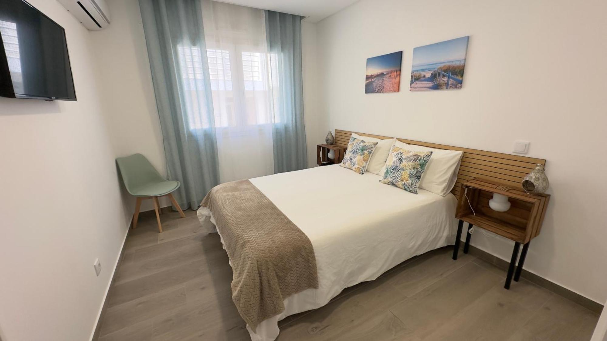 Cristal House 250 Meters From Monte Gordo Beach Exterior photo